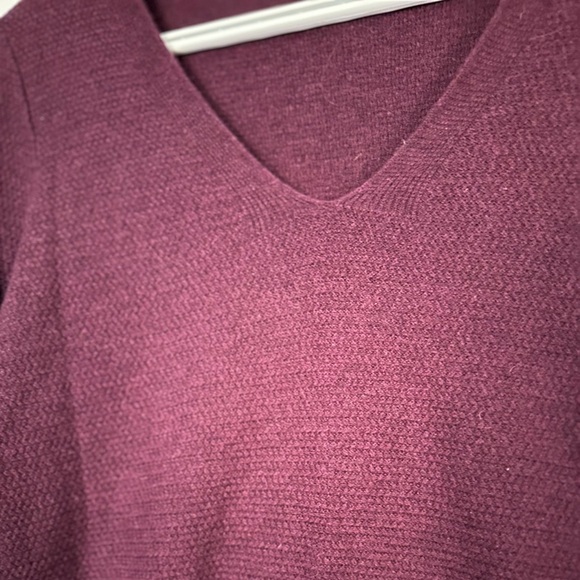 GAP True Soft Sweater - Picture 4 of 6